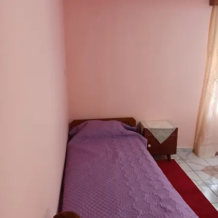Feneos Apartment מראה חיצוני תמונה